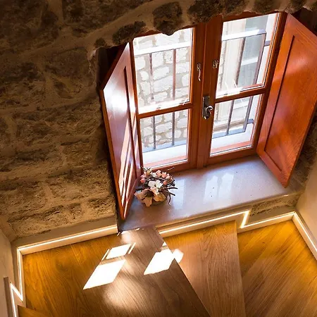 Auroom 게스트하우스 *