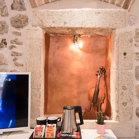 Auroom Guest house *